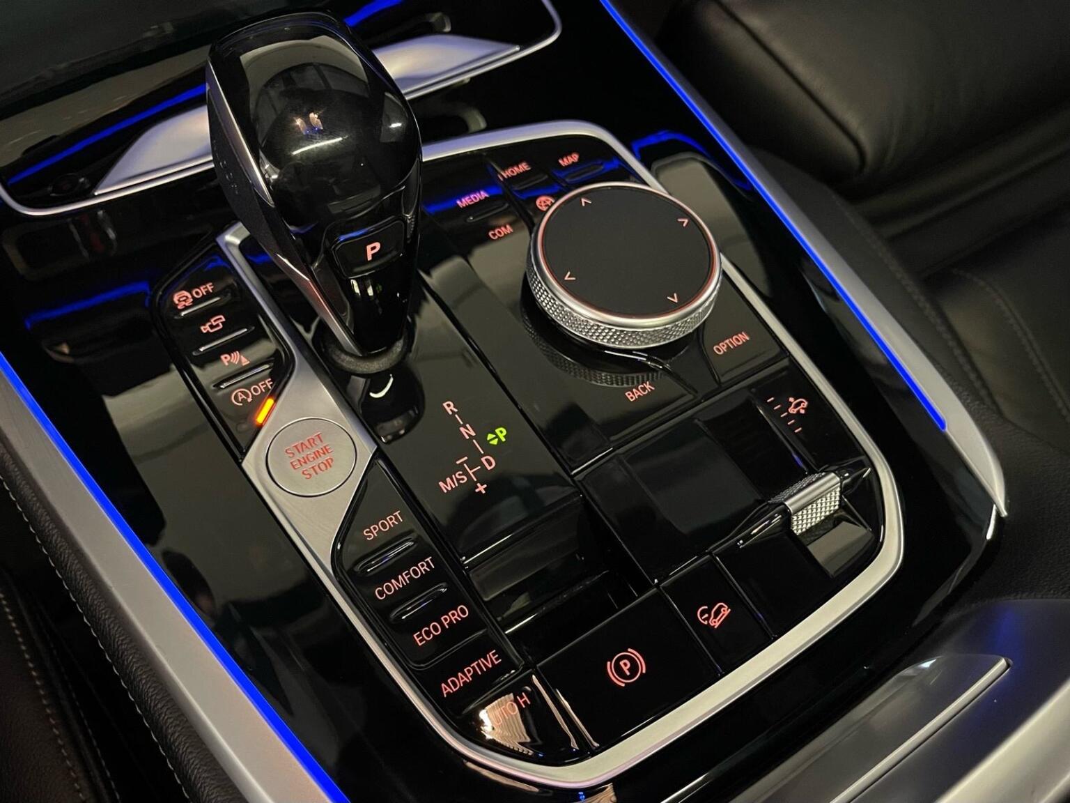 bmw-x7-xdrive30d-panorama-laser-360-kam-hud-adaptive-harman-kardon-slika-258208098