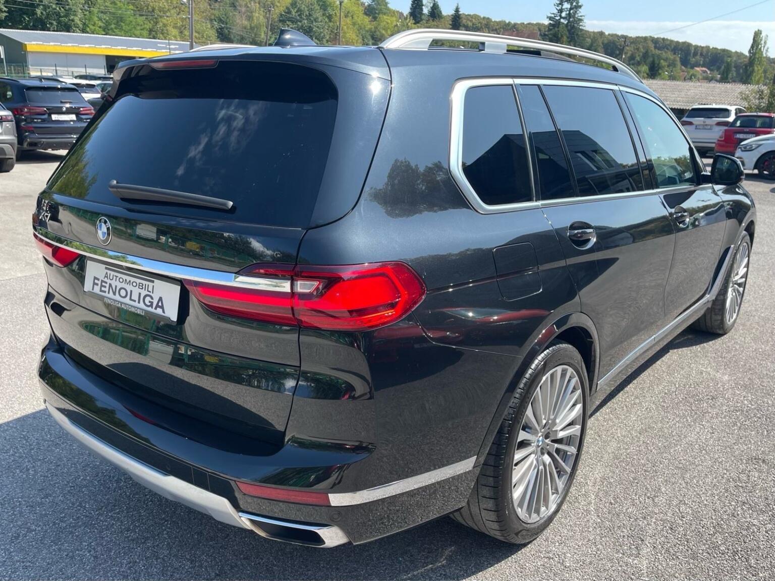 bmw-x7-xdrive30d-panorama-laser-360-kam-hud-adaptive-harman-kardon-slika-258208107