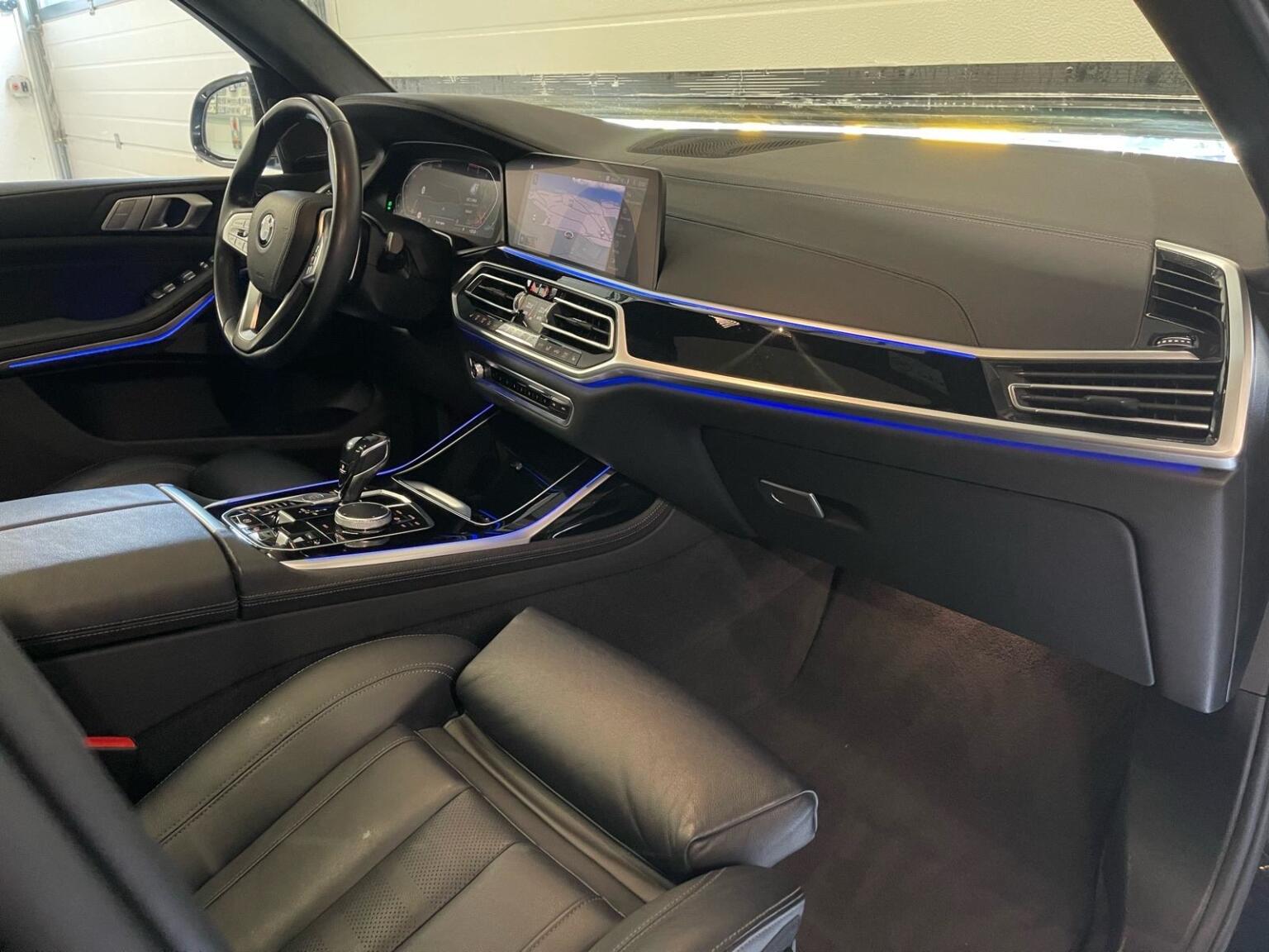 bmw-x7-xdrive30d-panorama-laser-360-kam-hud-adaptive-harman-kardon-slika-258208110