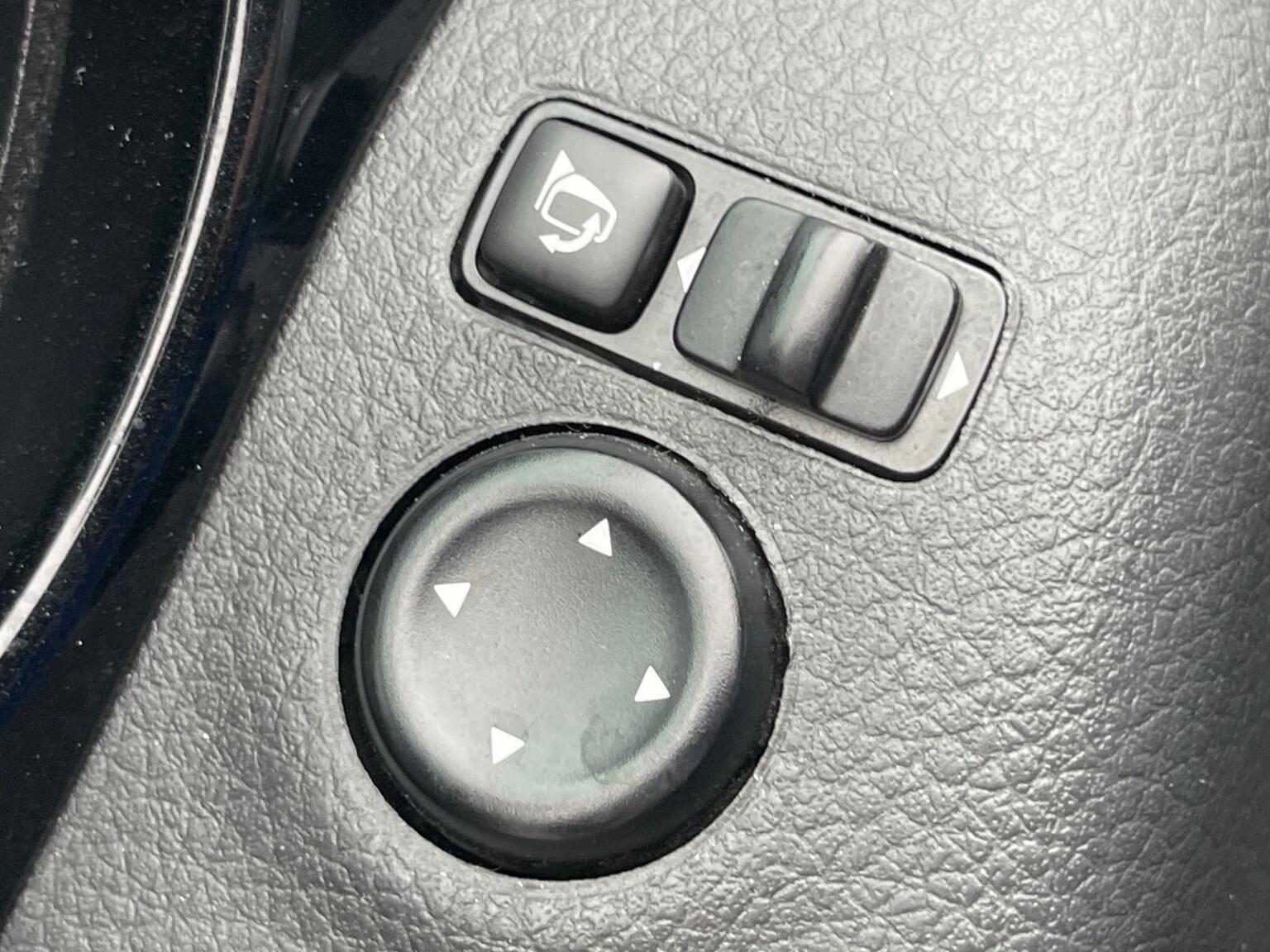 nissan-qashqai-1.5-dci-automatik-kamera-radar-navi-led-1-vl-pdv-slika-267084769