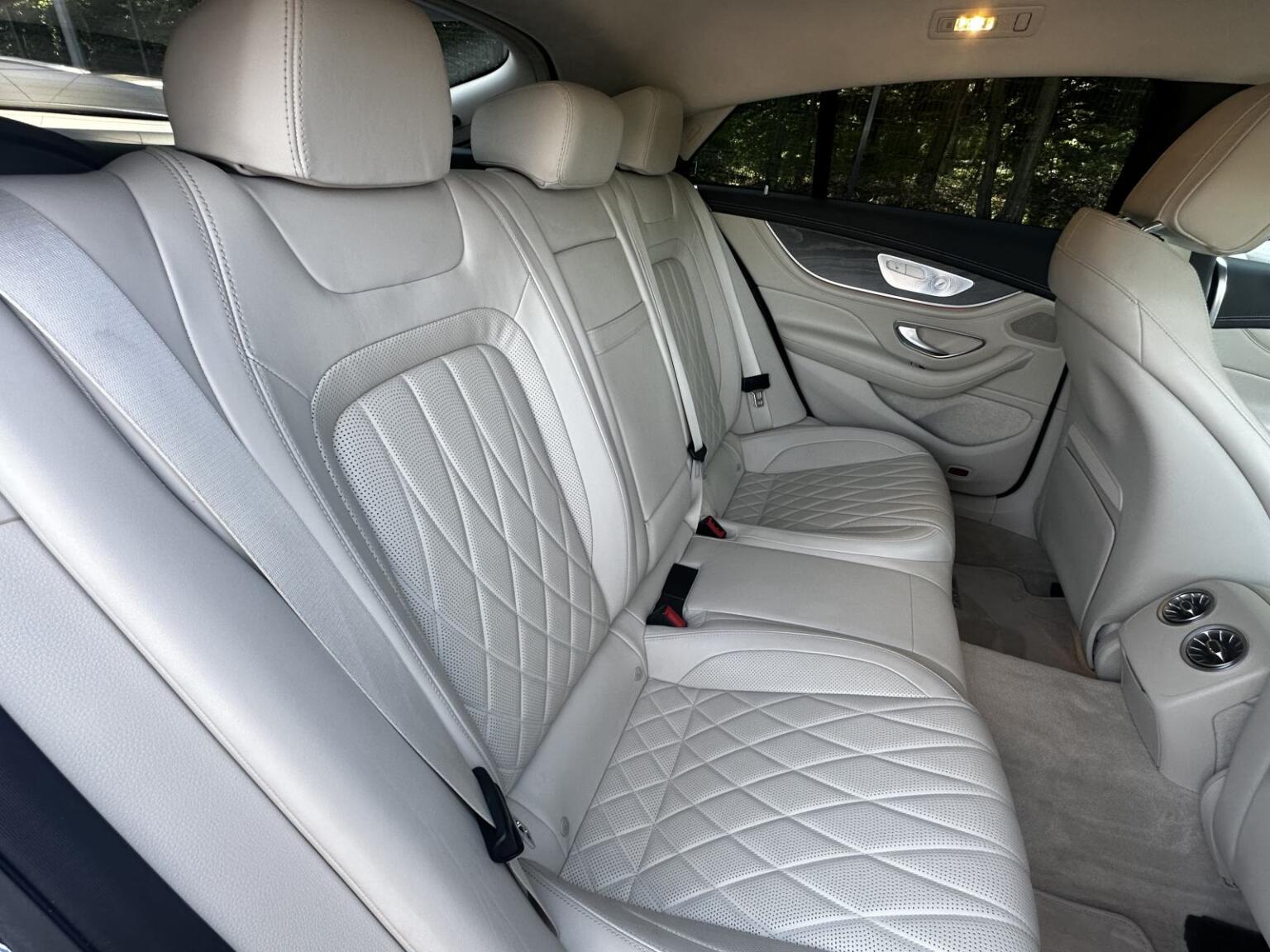 mercedes-benz-gt-4-door-43-amg-4matic-slika-278933896