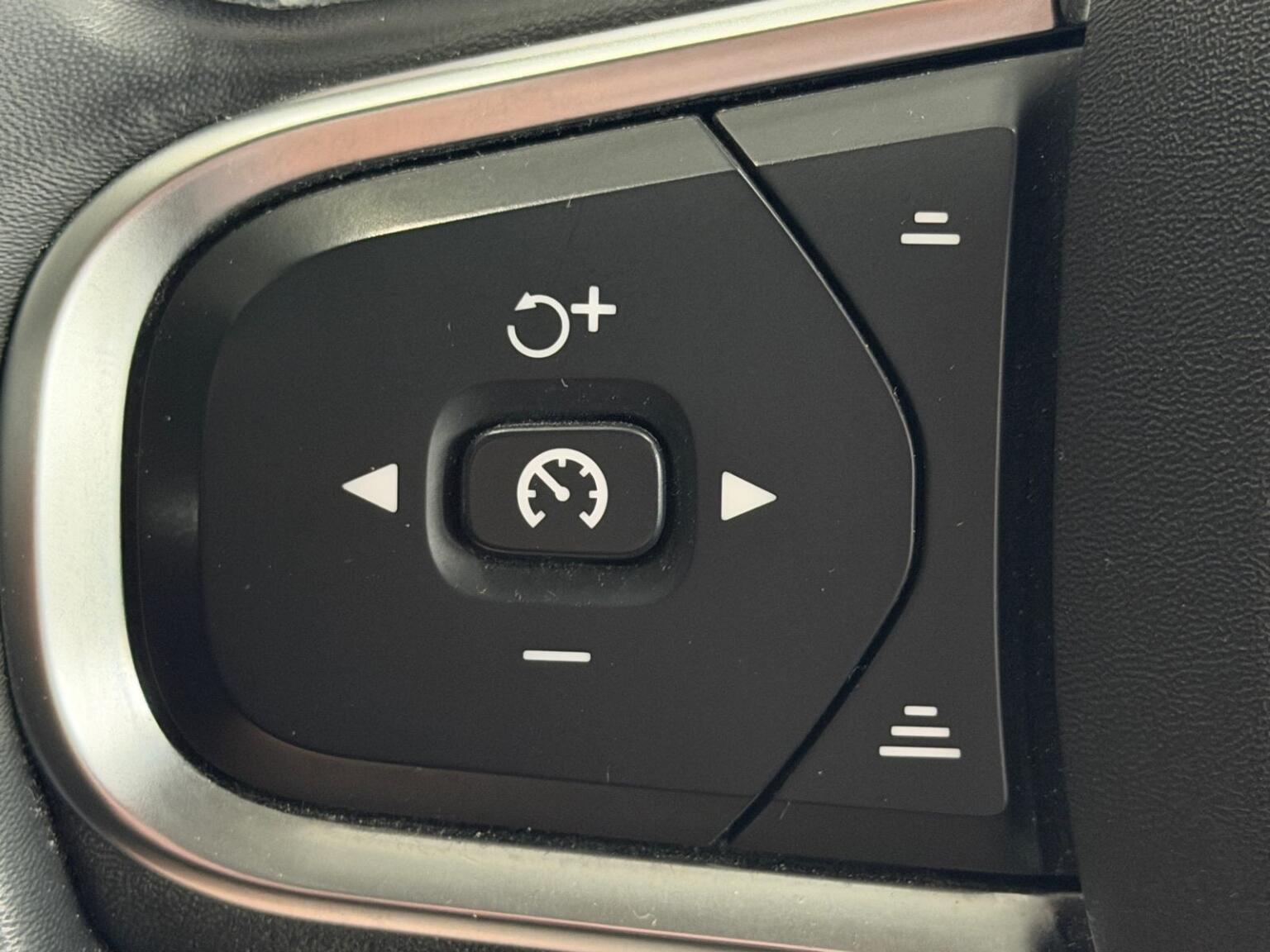 volvo-xc60-xc60-slika-279084871