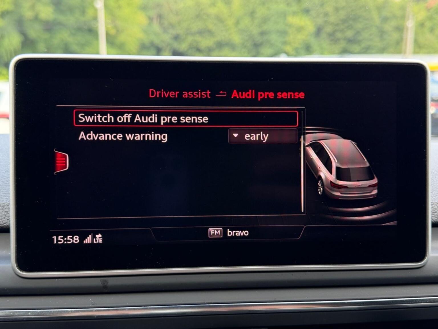 audi-a4-avant-2.0-tdi-line-automatik-virtual-kamera-koza-slika-281869959